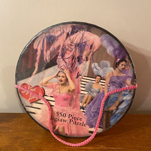 I LOVE LUCY 550 Piece Jigsaw Puzzle USAopoly Lucy Gets in the Pictures #116 - Picture 2 of 4